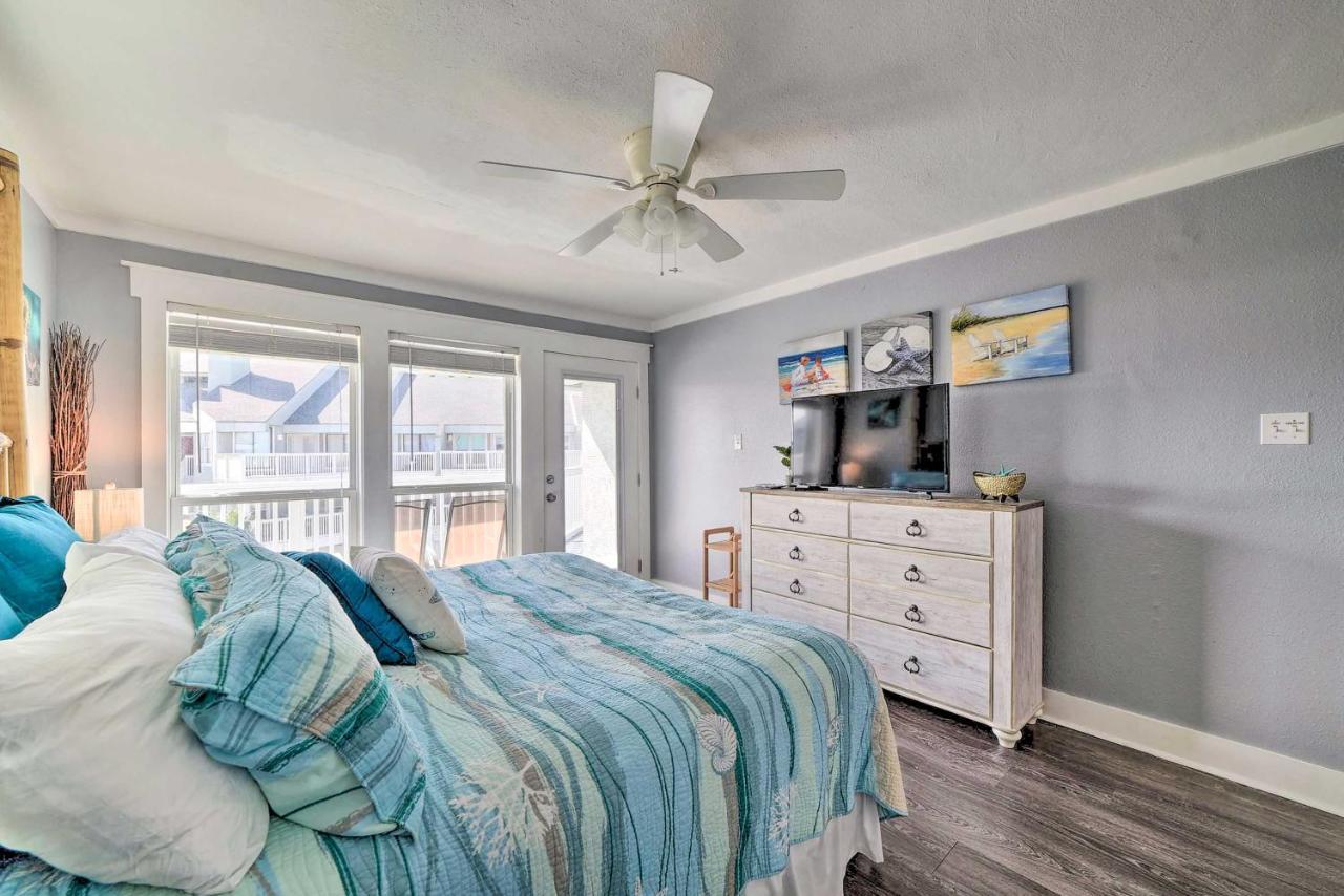 Port Aransas Condo With Outdoor Pool - Pets Welcome! Mustang Beach Exterior photo